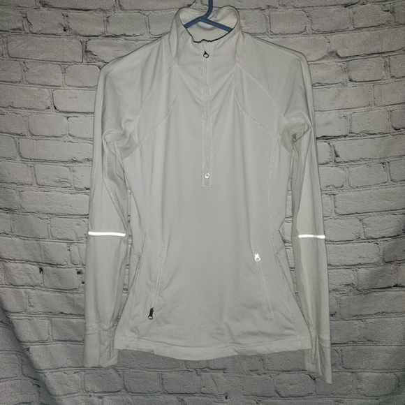 Lululemon 1/2 Zip Base Layer Pullover - Picture 2 of 9